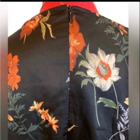 BLACK FLORAL LONG SLEEVE FULL SKIRT DRESS - Picture 5 of 11